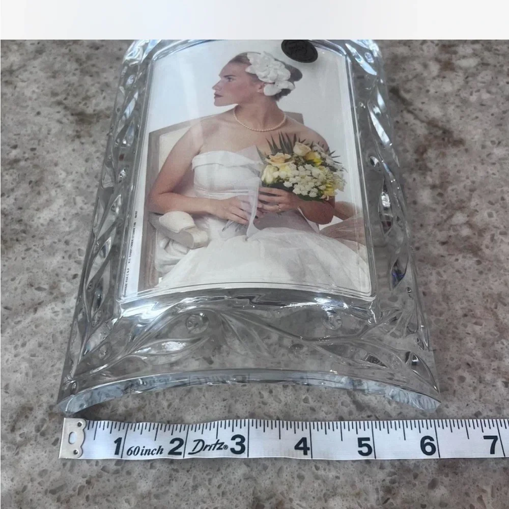 Cristal D’Arques genuine lead crystal curved double sided frame